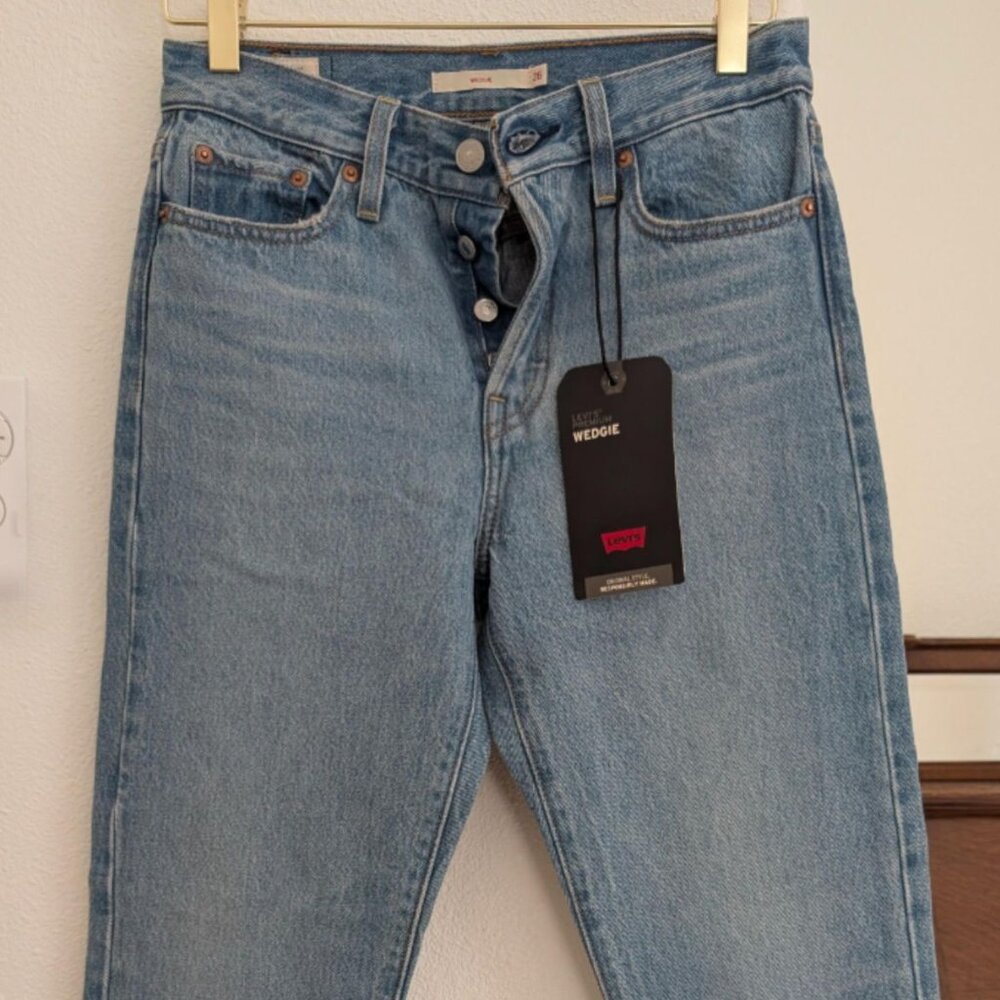 NWT - Levi's - Premium Wedgie Icon Fit Jeans Size 26